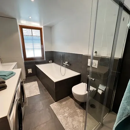 Apartment Uptown Jewel *